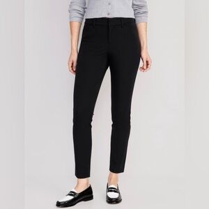 NWT! Black Mid-Rise Pixie Skinny Ankle Pants for Women - Size 0  Petite💙